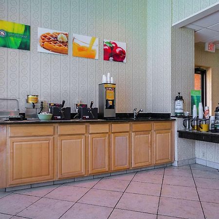 Quality Hotel Morehead City Near Atlantic Beach Экстерьер фото