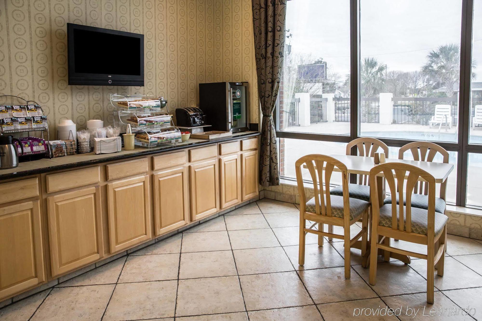 Quality Hotel Morehead City Near Atlantic Beach Экстерьер фото